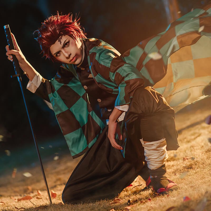 Demon Slayer Kimetsu no Yaiba Tanjirou Kamado Short Wine Red Men Cosplay Wigs - lemailwigs