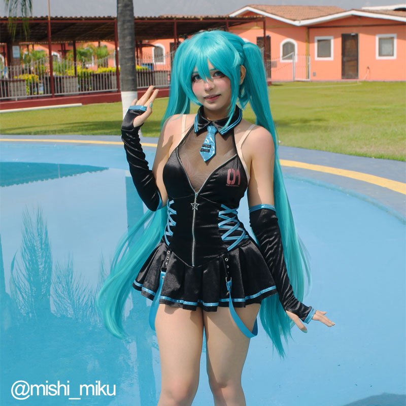 L - email Wig Classic 01 One - piece Black Swimsuit Cosplay Costume - lemailwigs
